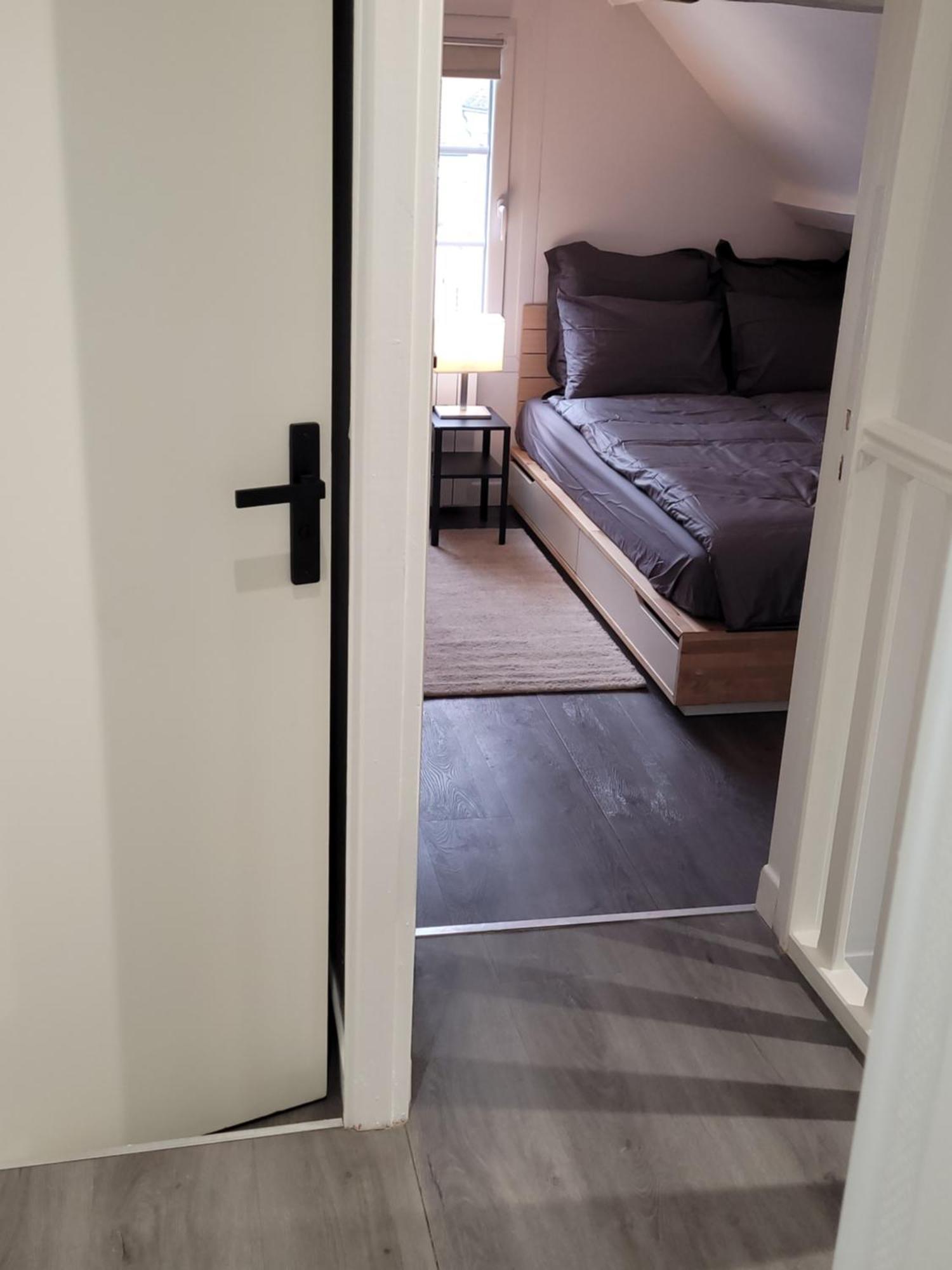 Duplex Calme Et Confortable Au Centre-ville *
